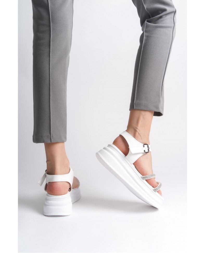 ZLOHE Kalın Tokalı Taşlı Şeritli Ortopedik Taban Kadın Sandalet CBT - Beyaz Somersan Giyim | Kadın, Erkek ve Çocuk Moda