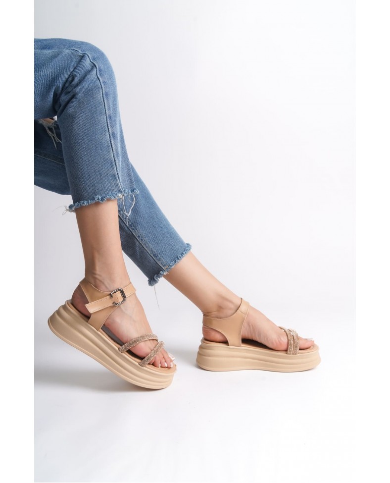 ZLOHE Kalın Tokalı Taşlı Şeritli Ortopedik Taban Kadın Sandalet CTT - Ten Somersan Giyim | Kadın, Erkek ve Çocuk Moda