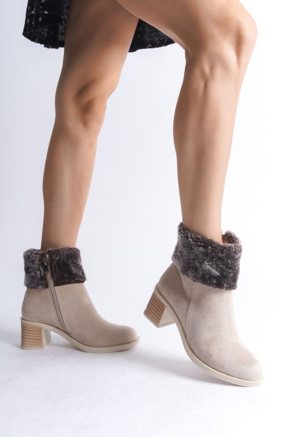 KATYA Fermuarlı Ortopedik Taban Topuklu Kürk Detaylı Süet Kadın Bot  STT - Ten Somersan Giyim | Kadın, Erkek ve Çocuk Moda