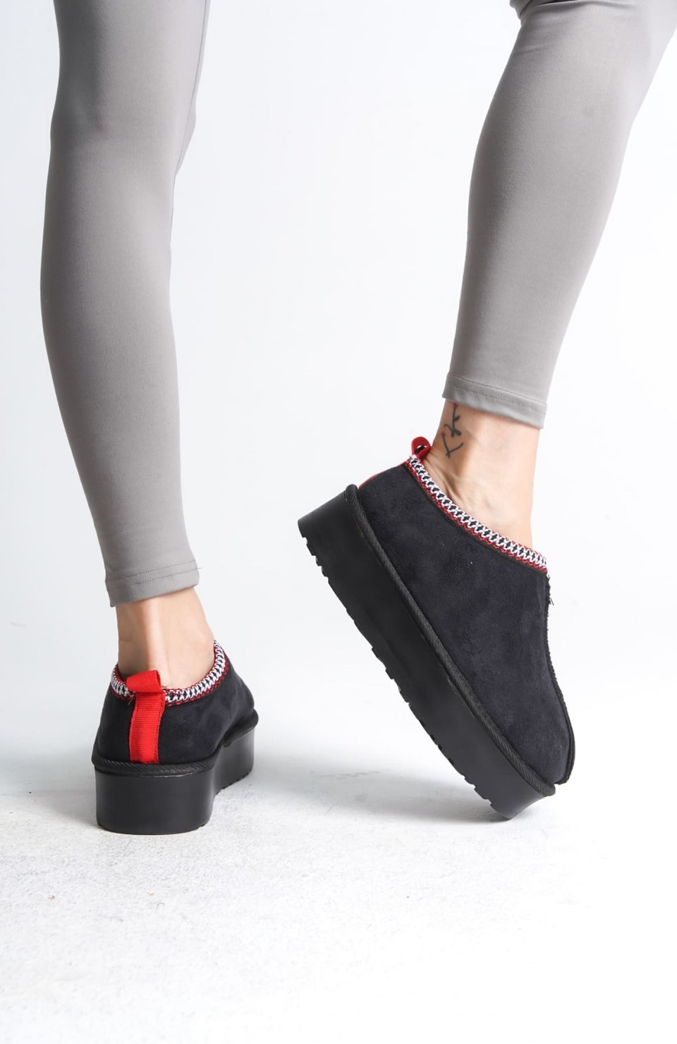 LEILA Bağcıksız Düz ve Kalın Taban İçi Kürklü Kısa Süet Kadın Bot  SST - Siyah Somersan Giyim | Kadın, Erkek ve Çocuk Moda