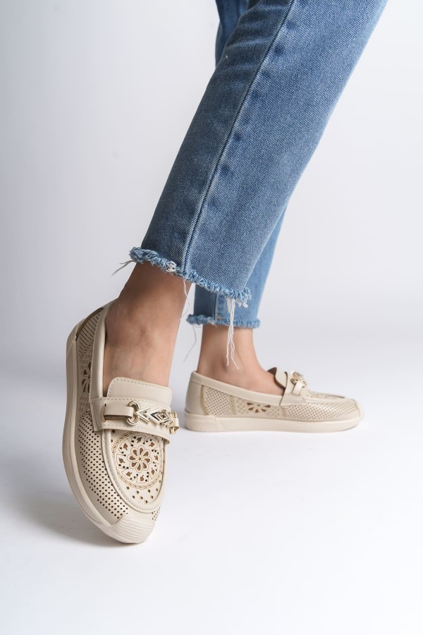 LILY Bağcıksız Ortopedik Rahat Taban Çiçek Desenli Kadın Babet Ayakkabı CKT - Krem