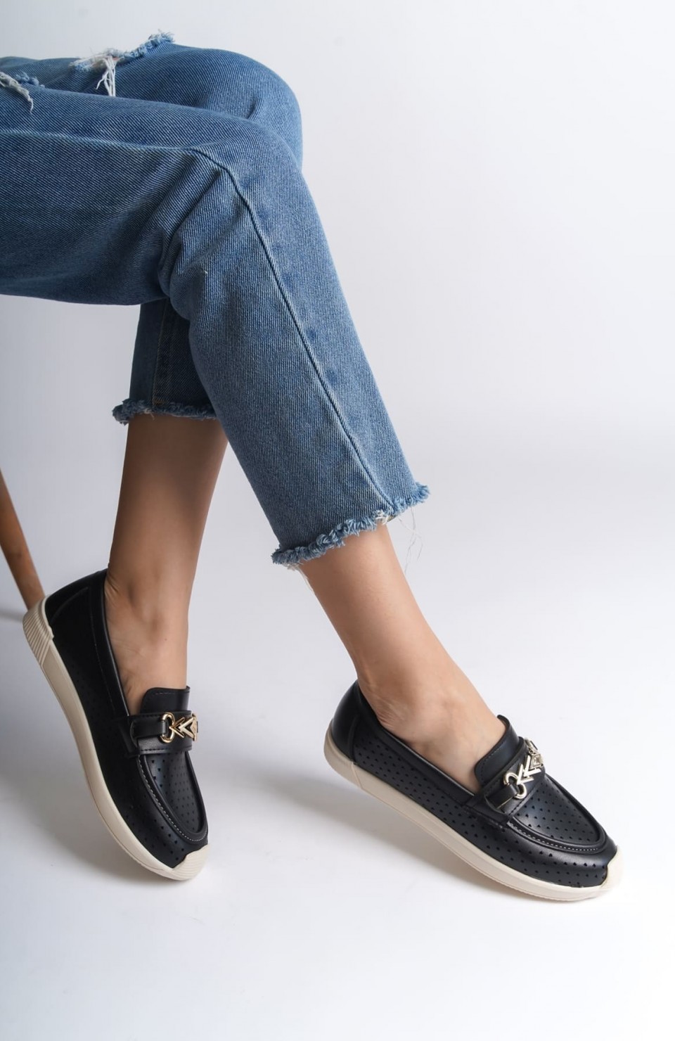 LILY Bağcıksız Ortopedik Rahat Taban Kalp Desenli Kadın Babet Ayakkabı  CKT - Siyah Somersan Giyim | Kadın, Erkek ve Çocuk Moda