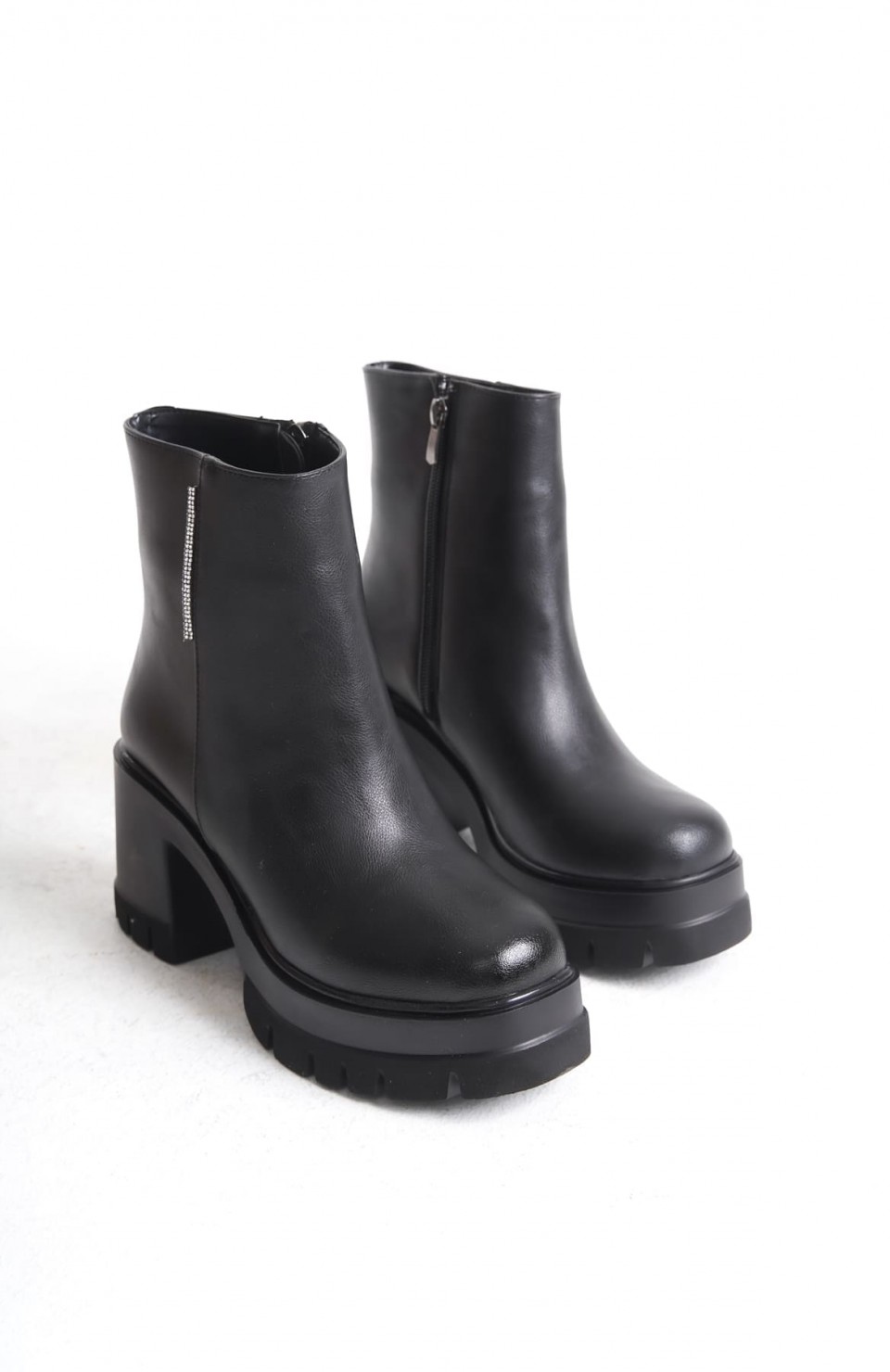 LISSE Fermuarlı Ortopedik Taban Kalın Topuklu Kadın Bot CST - Siyah Somersan Giyim | Kadın, Erkek ve Çocuk Moda