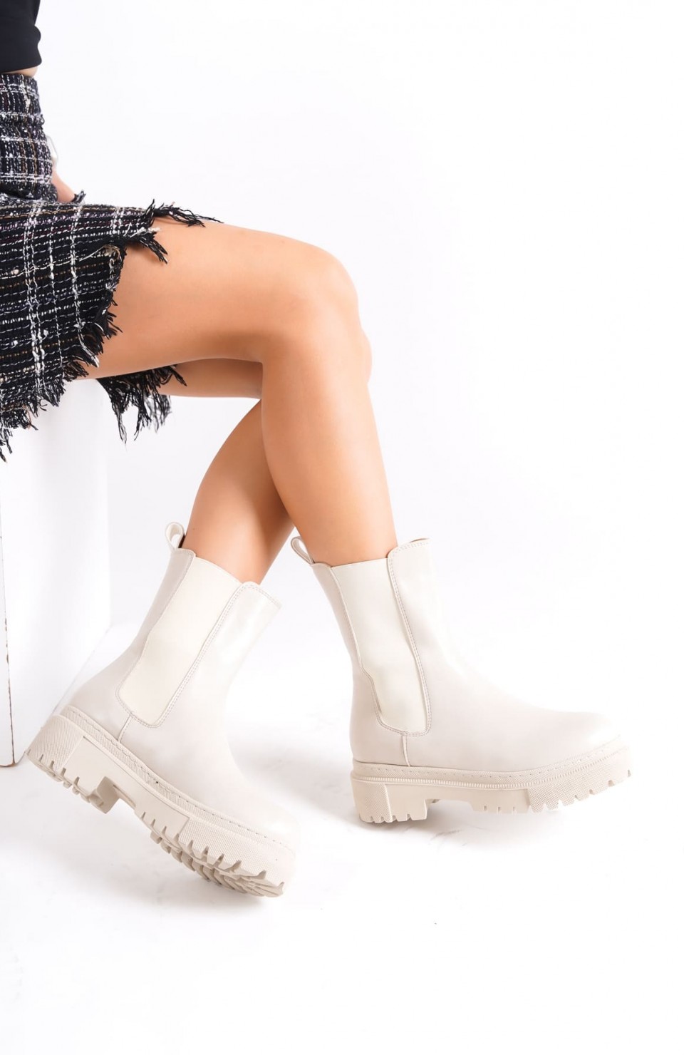 LORA Bağcıksız Lastikli Ortopedik Taban Kadın Bot  CKT - Krem Somersan Giyim | Kadın, Erkek ve Çocuk Moda