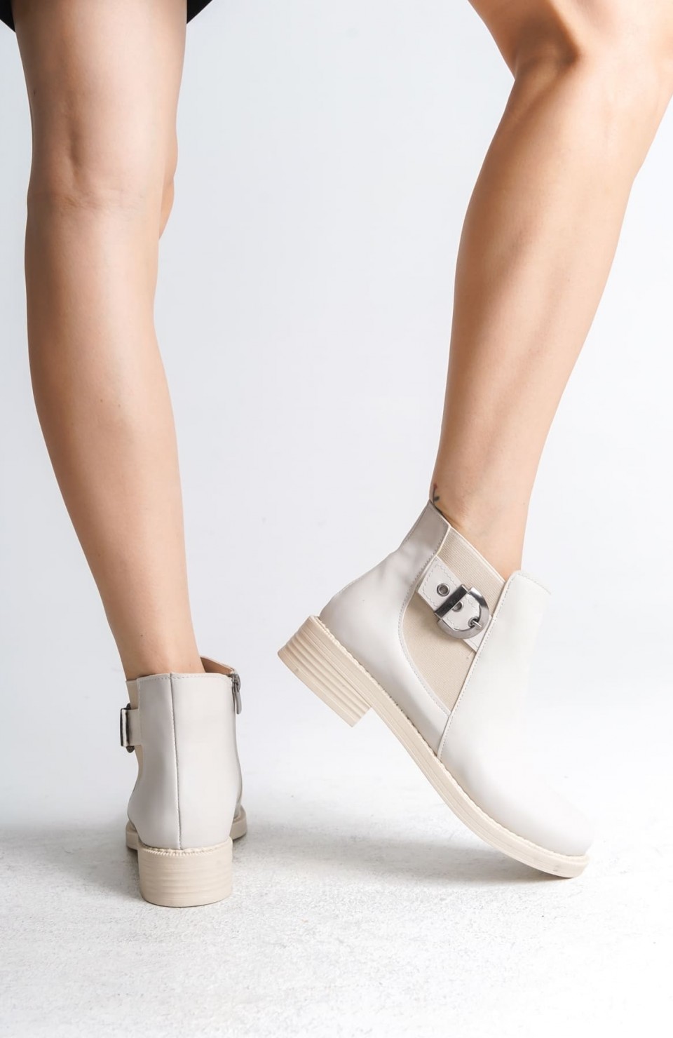 LUNA Fermuarlı Lastikli Ortopedik Taban Topuklu Kadın Bot CKT - Krem Somersan Giyim | Kadın, Erkek ve Çocuk Moda