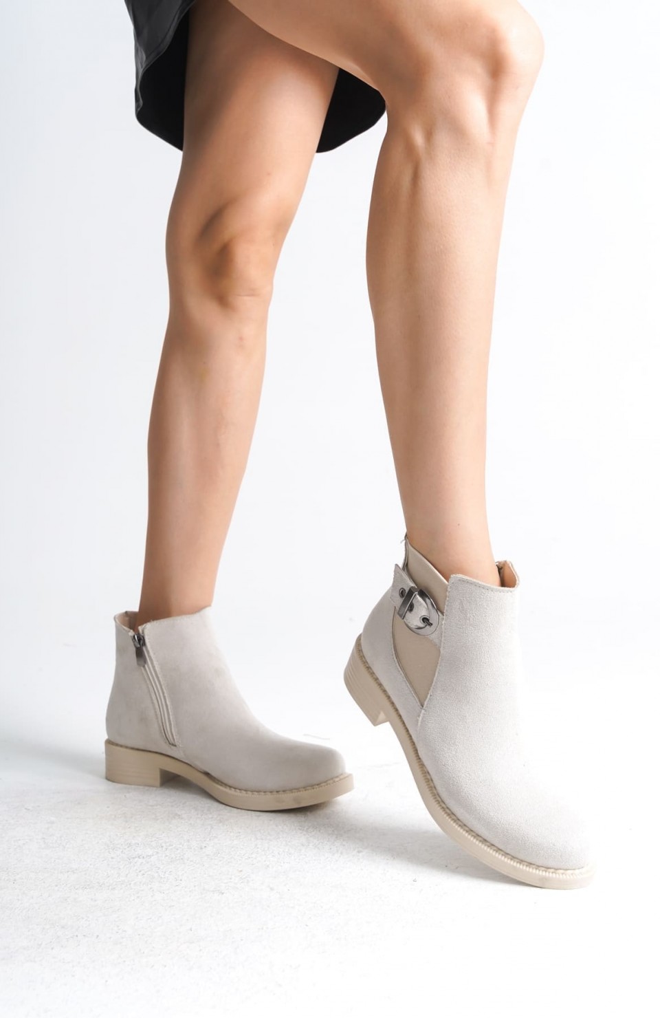 LUNA Fermuarlı Lastikli Ortopedik Taban Topuklu Süet Kadın Bot SKT - Krem Somersan Giyim | Kadın, Erkek ve Çocuk Moda