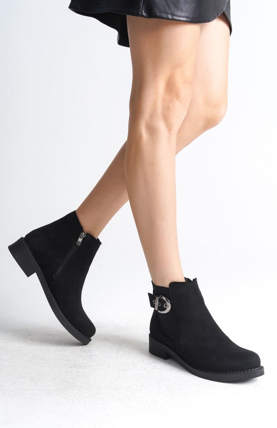 LUNA Fermuarlı Lastikli Ortopedik Taban Topuklu Süet Kadın Bot  SST - Siyah Somersan Giyim | Kadın, Erkek ve Çocuk Moda