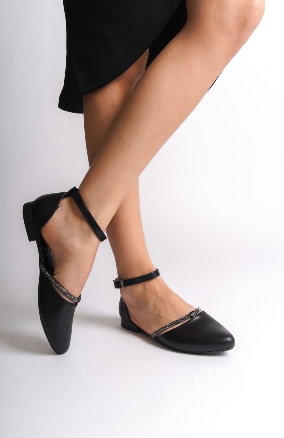 MONICA Tokalı Ortopedik Rahat Taban Taş Detaylı Kadın Babet Ayakkabı  CST - Siyah Somersan Giyim | Kadın, Erkek ve Çocuk Moda