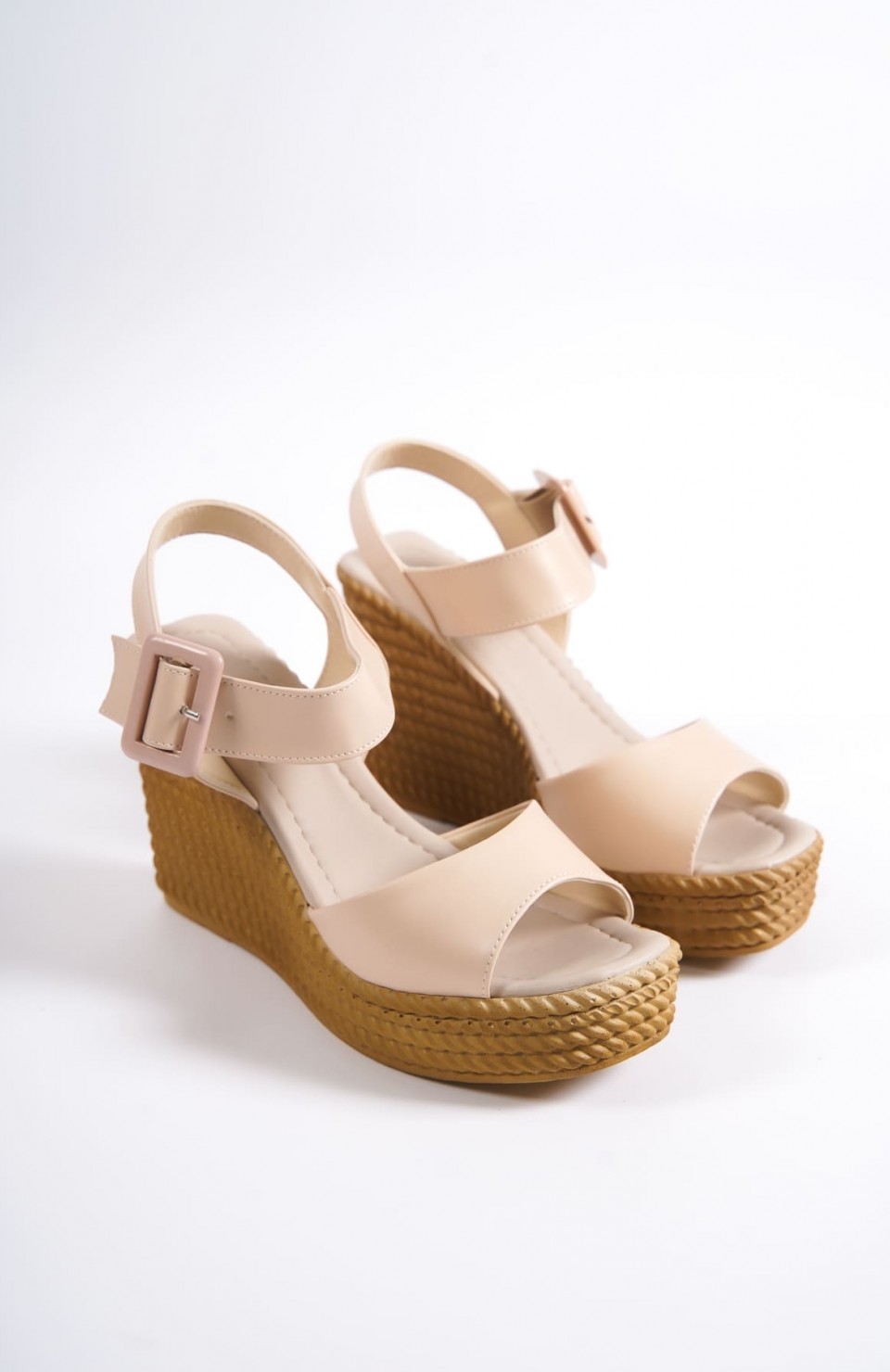 PERLA Tokalı Lastikli Dolgu Topuklu Ortopedik Taban Hasır Görünümlü Kadın Sandalet CKT - Ten Somersan Giyim | Kadın, Erkek ve Çocuk Moda