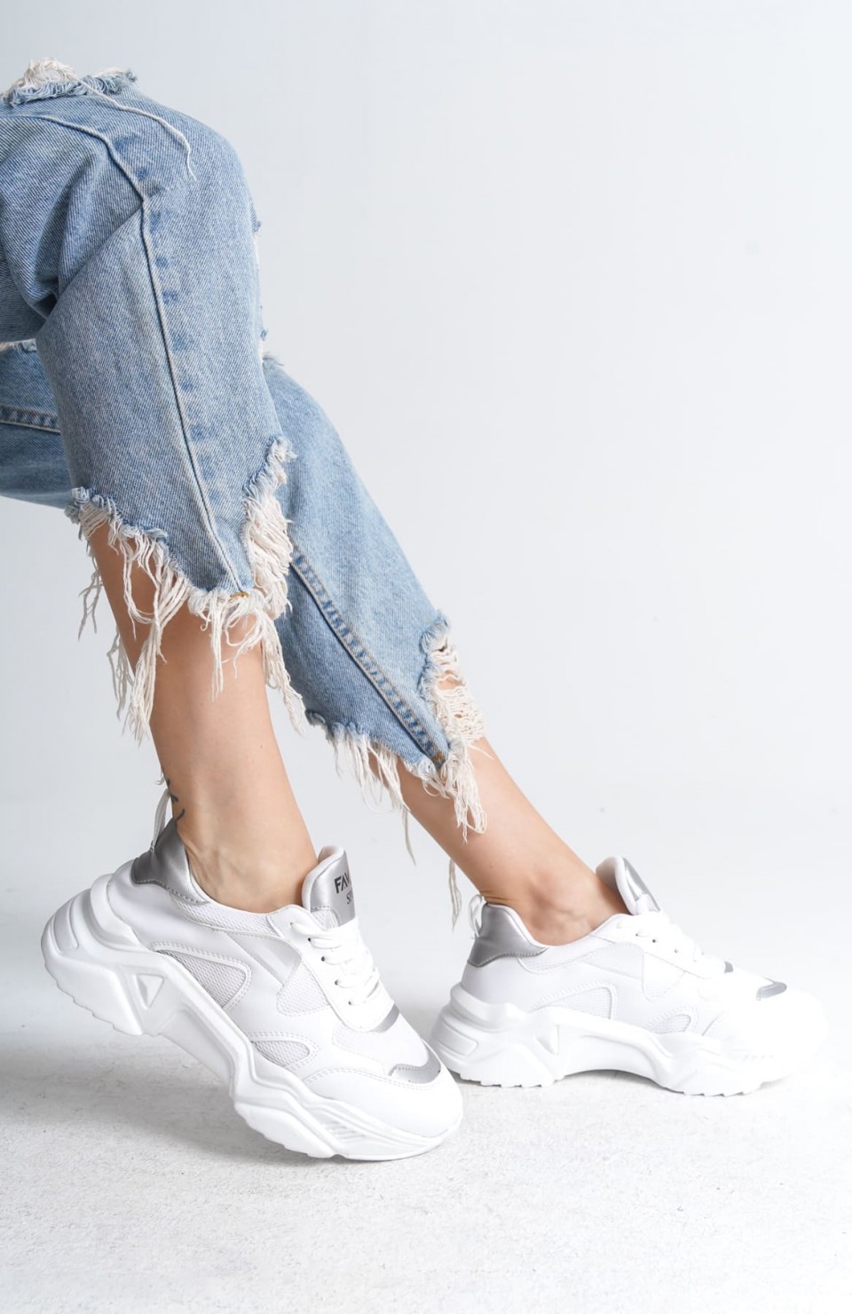 TOKYO Bağcıklı Ortopedik Taban Triko Detaylı Kadın Spor Ayakkabı  TBT - Beyaz/Gri Somersan Giyim | Kadın, Erkek ve Çocuk Moda