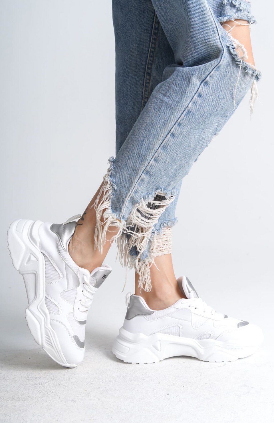 TOKYO Bağcıklı Ortopedik Taban Triko Detaylı Kadın Spor Ayakkabı  TBT - Beyaz/Gri Somersan Giyim | Kadın, Erkek ve Çocuk Moda