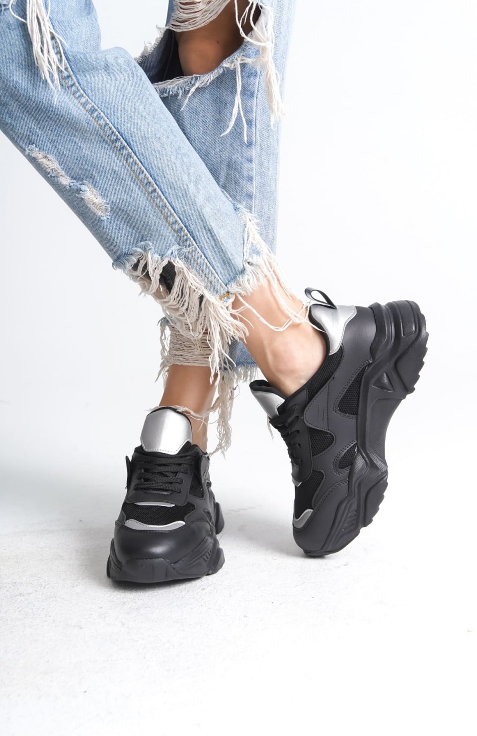 TOKYO Bağcıklı Ortopedik Taban Triko Detaylı Kadın Spor Ayakkabı  TST - Siyah/Gri Somersan Giyim | Kadın, Erkek ve Çocuk Moda