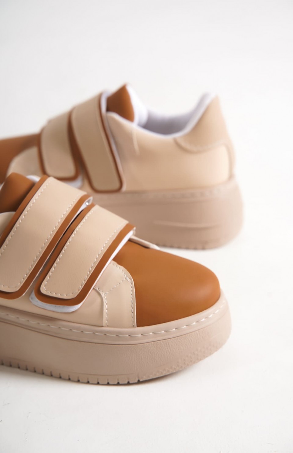 VALENCIA Bağcıksız Cırt Cırtlı Ortopedik Taban Kadın Sneaker Spor Ayakkabı CTT - Ten/Kahve Somersan Giyim | Kadın, Erkek ve Çocuk Moda