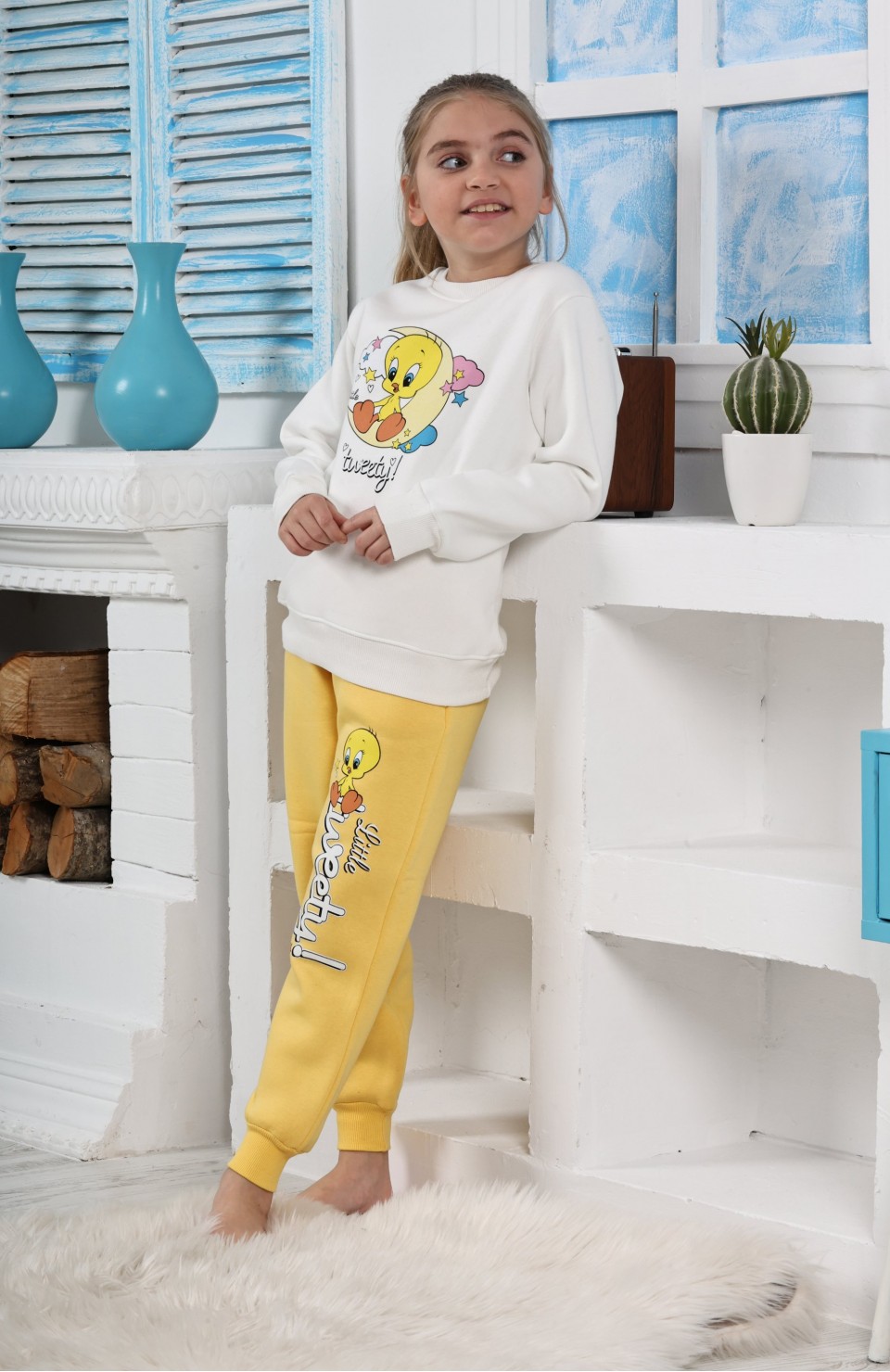 Kapitex 6181 Kız Çocuk Twety Baskılı Uzun Kol Pijama Takımı