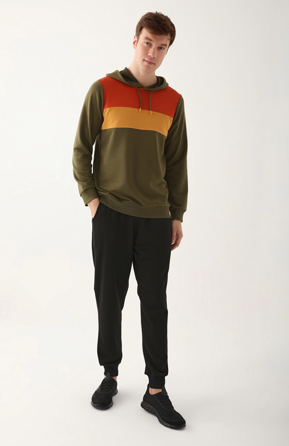 Arnetta AR2785-S Erkek Uzun Kol Kapüşonlu Pijama Takımı