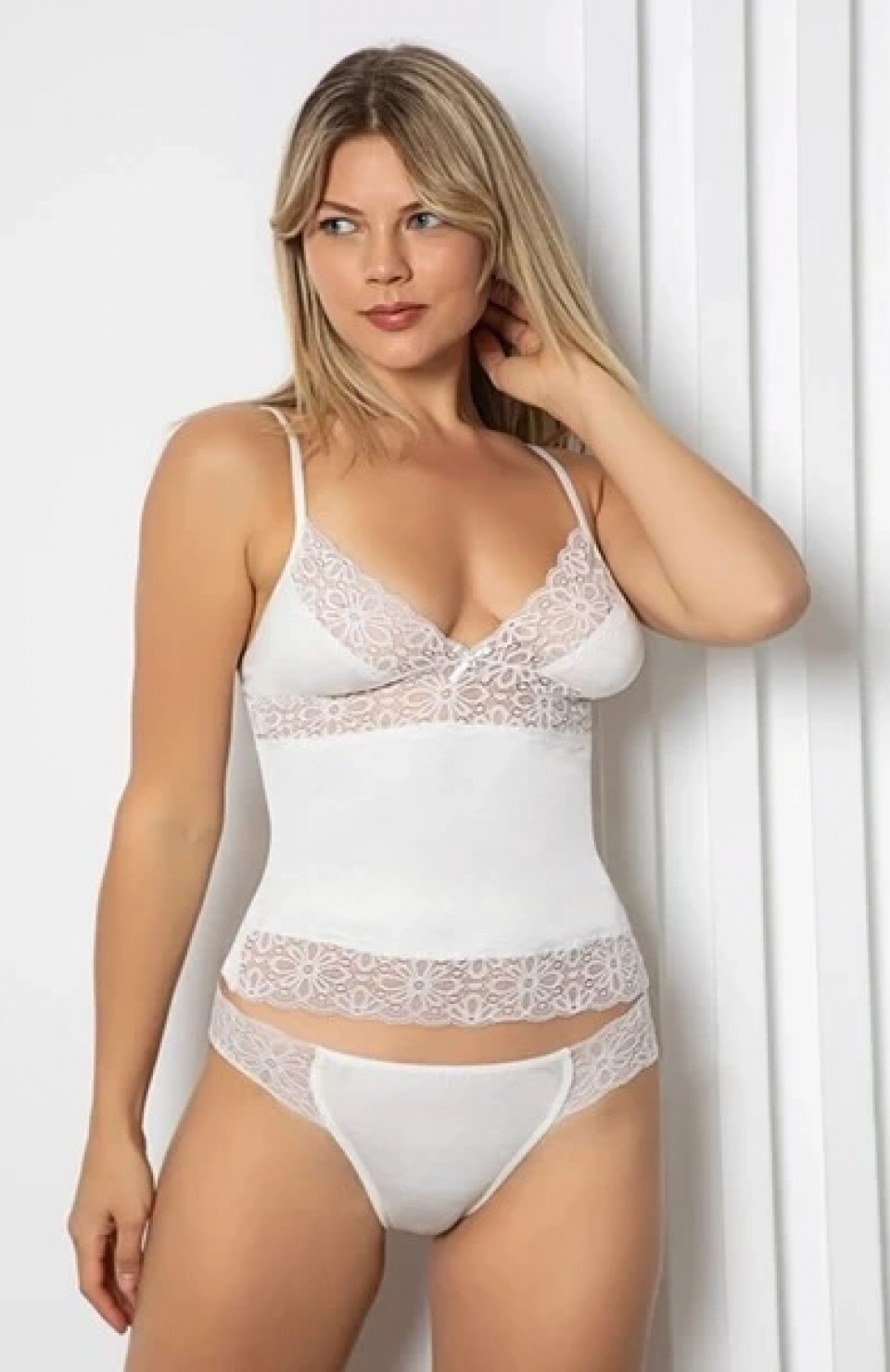 Alissa 604 Bayan Atlet Takımı