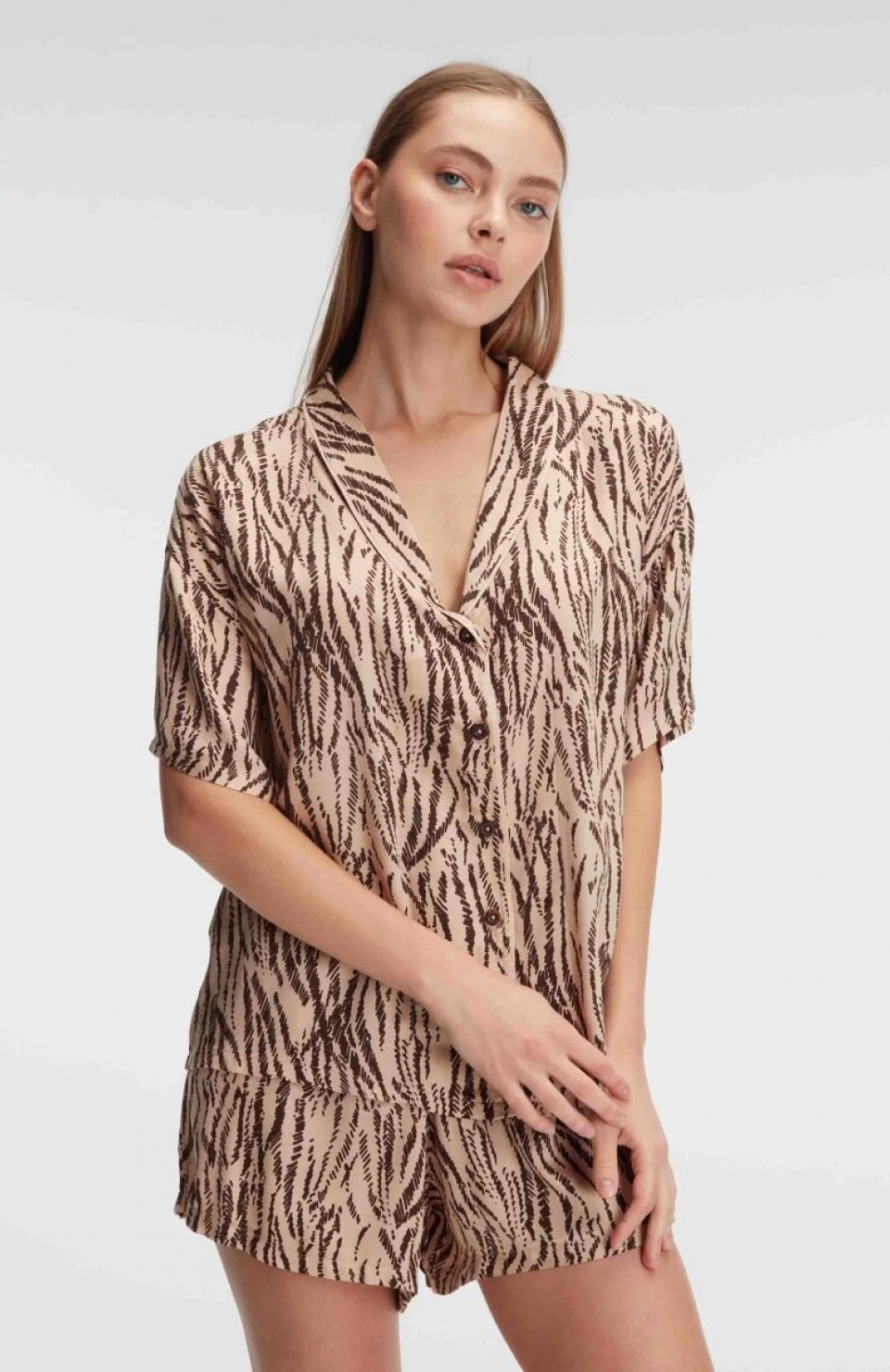 Anıl 9898 Kadın Kısa Kol Viskon Kumaş Desenli Pijama Takımı