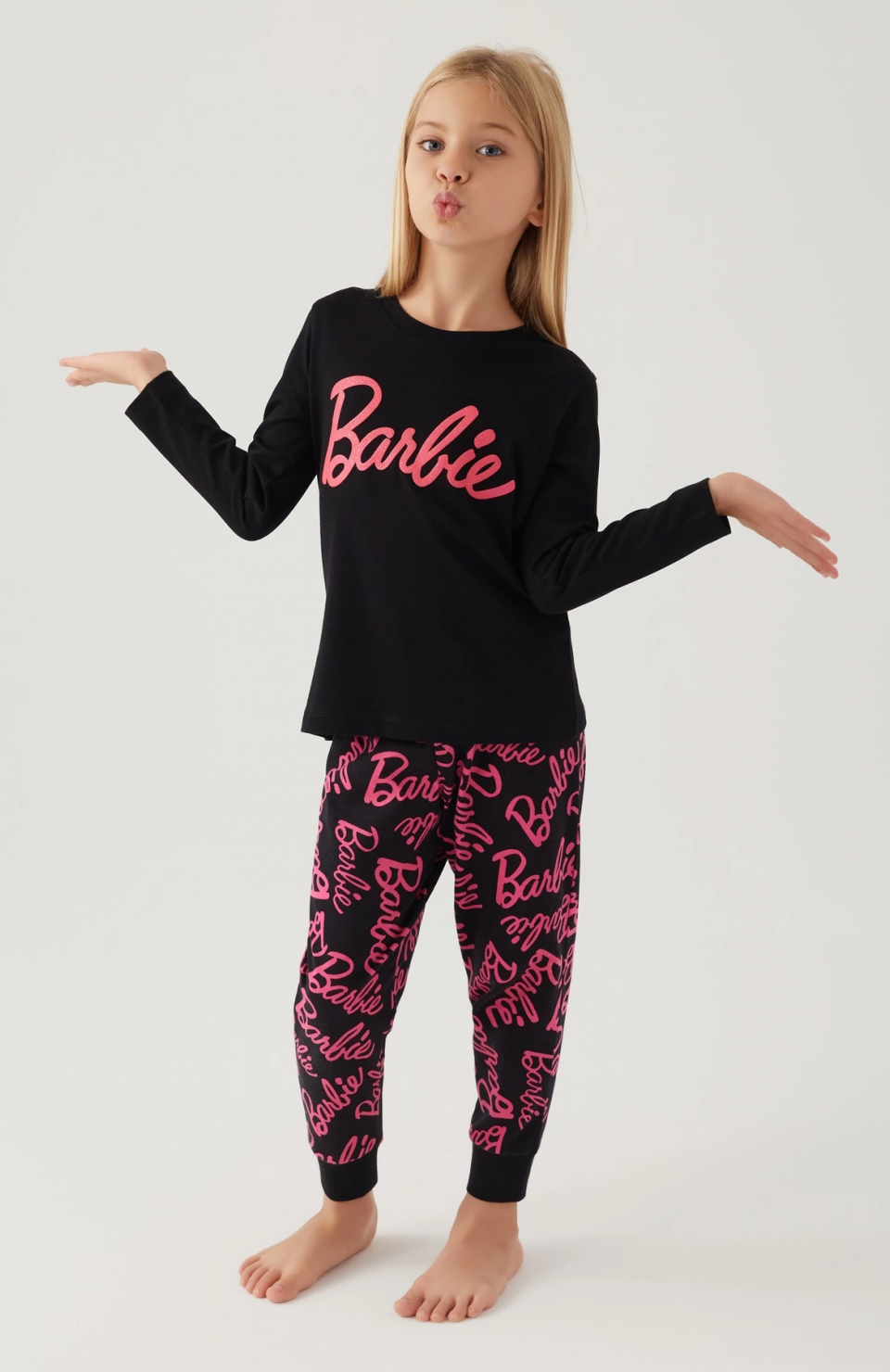 Barbie L1766-3 Kız Çocuk Uzun Kol Pijama Takımı