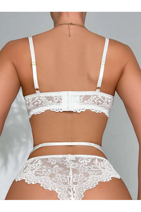 For Dreams 8465 Dantelli Kalp Aksesuar Detaylı Jartiyerli Büstiyer Çorap Takım