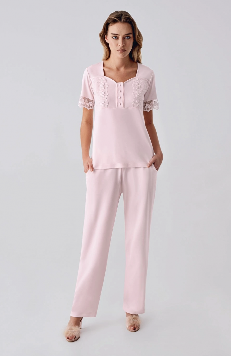 Freshness 321 Kadın Sabahlıklı Pijama Takımı