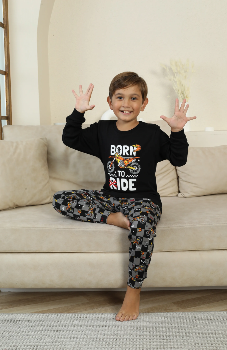Kapitex 7101 Erkek Çocuk Uzun Kol Pijama Takımı