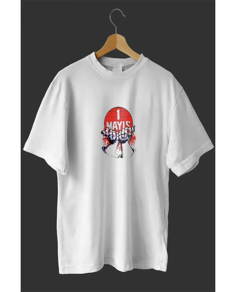 1 Mayıs Emekçilerimiz İçin Özel Tasarım 1 Mayıs Dünya Baskılı T-shirt - Beyaz