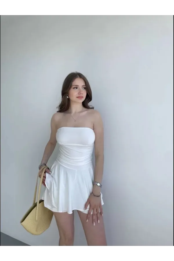 Kadın Straplez Mini Etek Görünümlü Şortlu Elbise Büzgülü Şık Yazlık - Beyaz