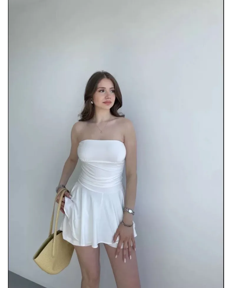 Kadın Straplez Mini Etek Görünümlü Şortlu Elbise Büzgülü Şık Yazlık - Beyaz