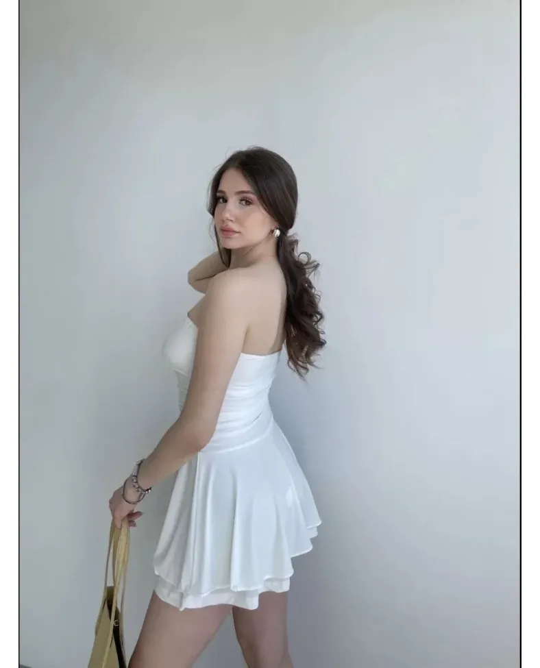 Kadın Straplez Mini Etek Görünümlü Şortlu Elbise Büzgülü Şık Yazlık - Beyaz