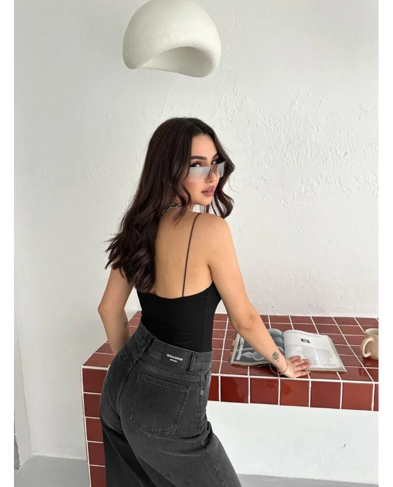 Kadın Derin Dekolte Askılı Body Sırt Dekolteli Şık Kolsuz Yazlık Bodysuit - Siyah