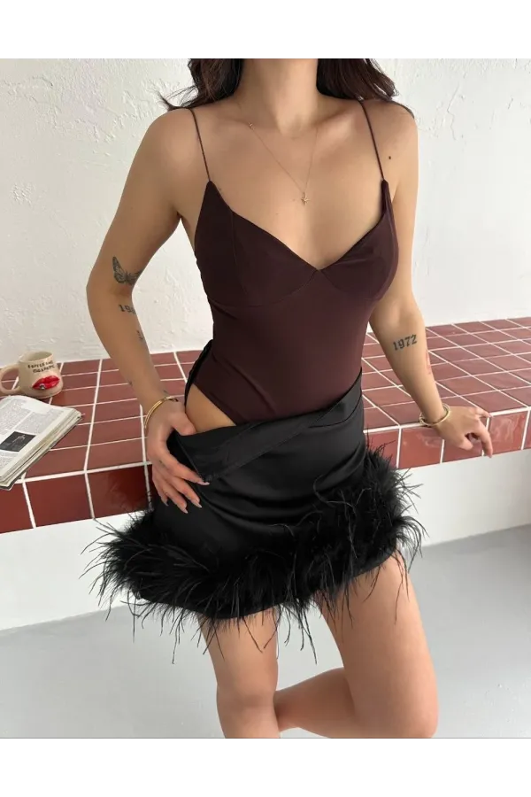 Kadın Derin Dekolte Askılı Body Sırt Dekolteli Şık Kolsuz Yazlık Bodysuit - Kahverengi