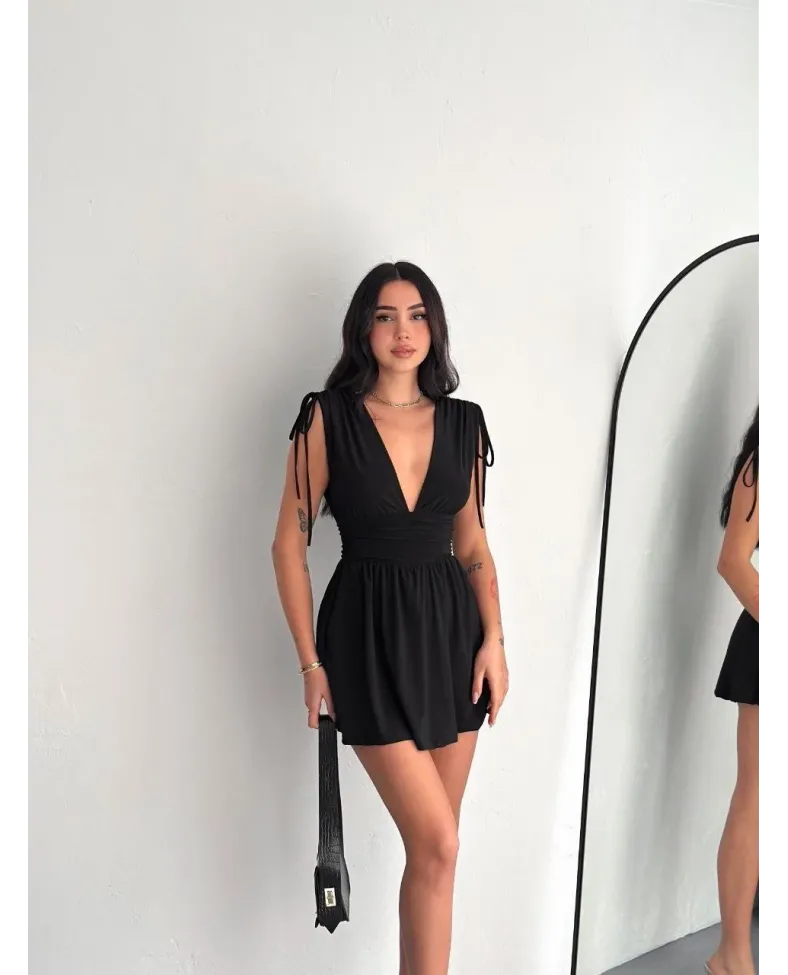 Kadın Derin V Yaka Etek Görünümlü Şortlu Elbise Drapeli Mini Yazlık - Siyah