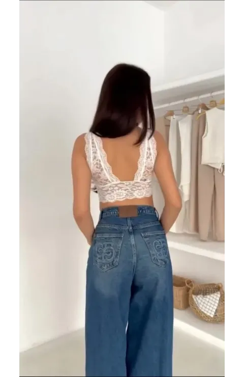 Kadın Dantel Bralet Crop Sütyen V Yaka Askılı Şık Esnek Rahat - Beyaz