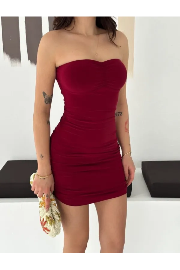 Kadın Drapeli Straplez Mini Elbise Esnek Kumaş Vücuda Oturan Gece Elbisesi - Bordo