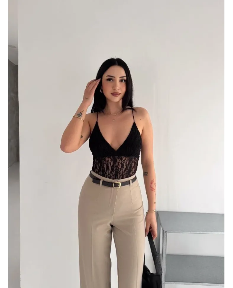 Kadın Dantel Detaylı Derin Dekolte Body Şık Kolsuz Yazlık Bodysuit - Siyah