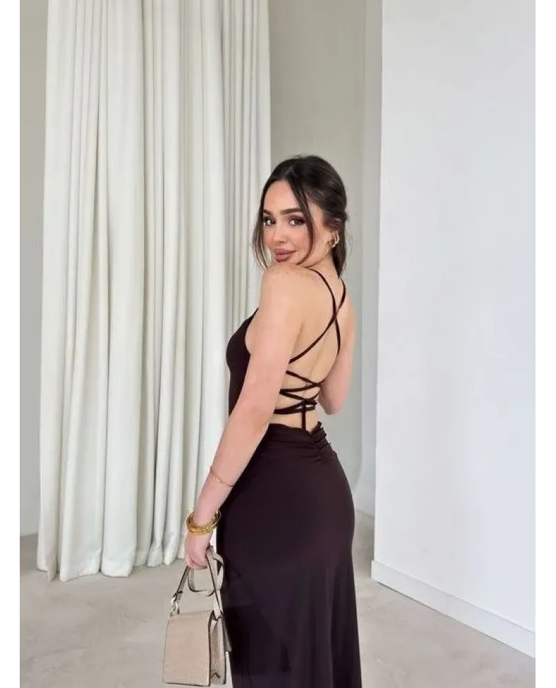 Kadın İp Askılı Sırt Dekolteli Bağlama Detaylı Yırtmaçlı Midi Elbise - Kahverengi