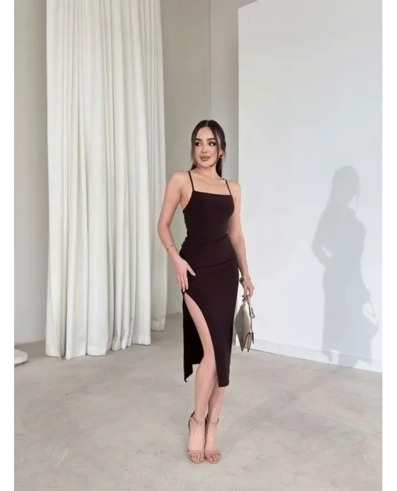 Kadın İp Askılı Sırt Dekolteli Bağlama Detaylı Yırtmaçlı Midi Elbise - Kahverengi