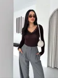 Kadın Dantel Detaylı V Yaka Arkası V Yaka Kaşmir Dokulu Uzun Kollu Bluz - Vişne Çürüğü