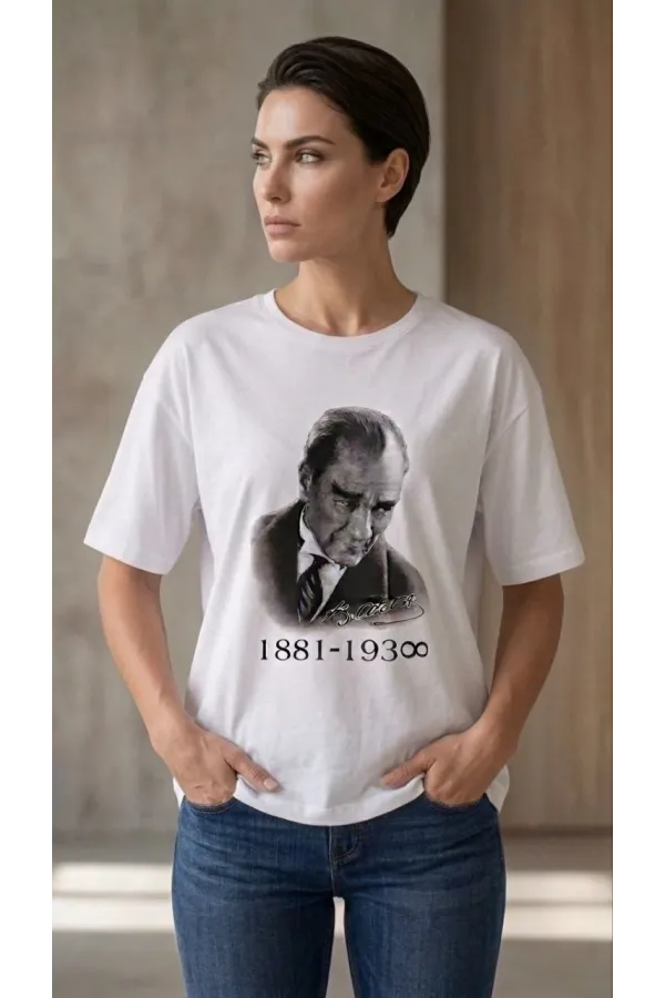 Kadın Atatürk Baskılı Tişört Kısa Kollu Bisiklet Yaka T-Shirt - Beyaz