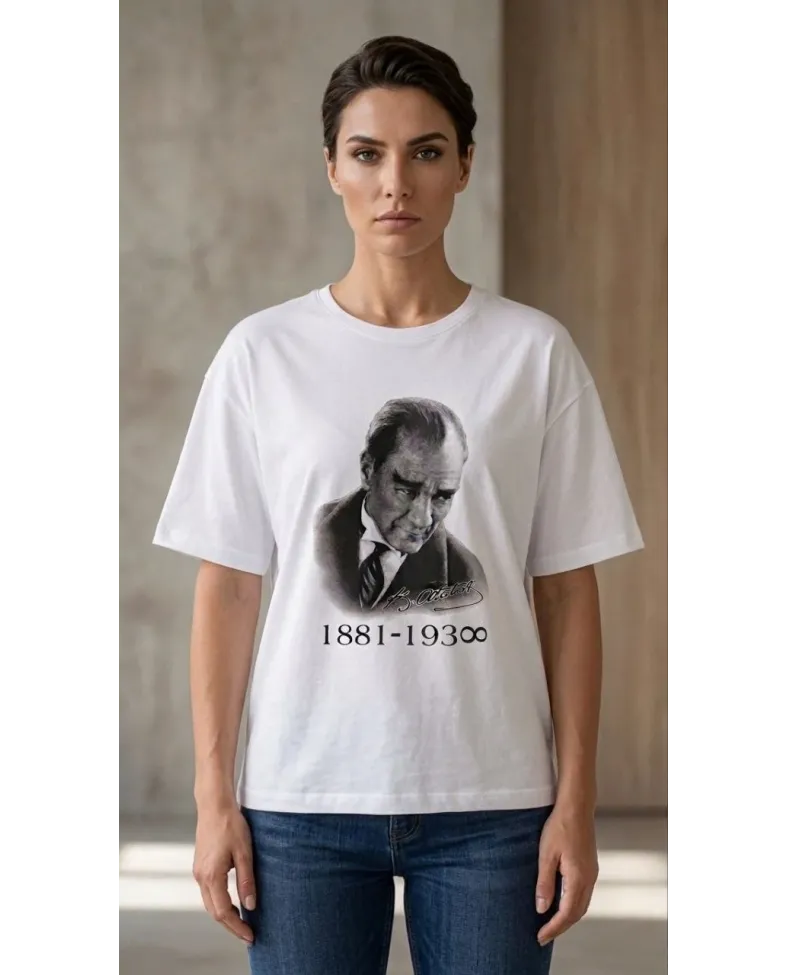 Kadın Atatürk Baskılı Tişört Kısa Kollu Bisiklet Yaka T-Shirt - Beyaz