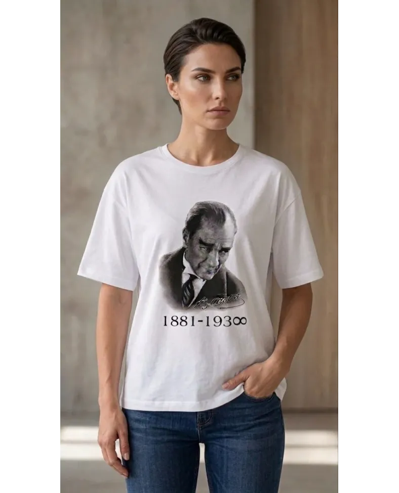 Kadın Atatürk Baskılı Tişört Kısa Kollu Bisiklet Yaka T-Shirt - Beyaz