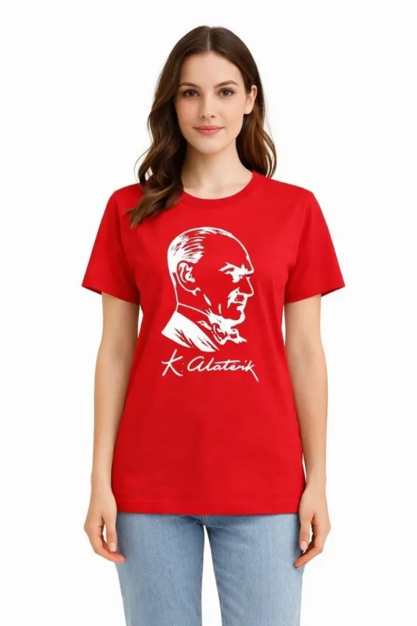 Kadın Atatürk Baskılı Tişört Kısa Kollu Bisiklet Yaka T-Shirt - Kırmızı