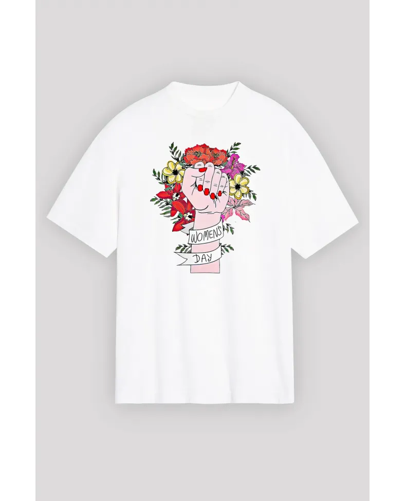 8 Mart Dünya Kadınlar Günü İçin Özel Baskılı T-shirt - Beyaz