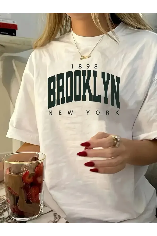 Kadın Brooklyn Harf Baskılı T-shirt, Rahat Kısa Kollu Bol T-shirt, Kadın Giyim - Beyaz