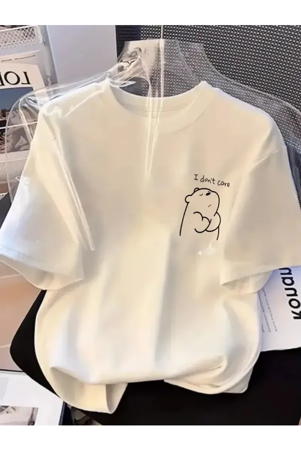 Kadın T-Shirt Kısa Kollu, bisiklet Yaka, Eğlenceli Karikatür Ayı ve "Umrumda Değil" Baskı - Beyaz
