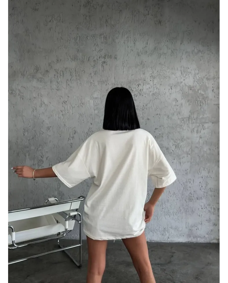 kadın  Düz Biskilet Yaka Oversize T-shirt - Beyaz