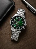 Erkek Gümüş Renk Metal Kordon Analog Kol Saati Takvim Göstergeli Yeşil Siyah Kadran - Gümüş
