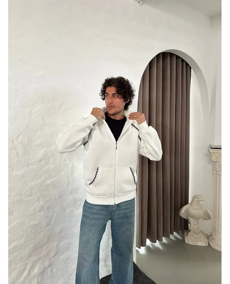 Erkek Oversize Dik Yaka Fermuarlı Sweatshirt - Zincir Nakışli Kanguru Cepli - Beyaz