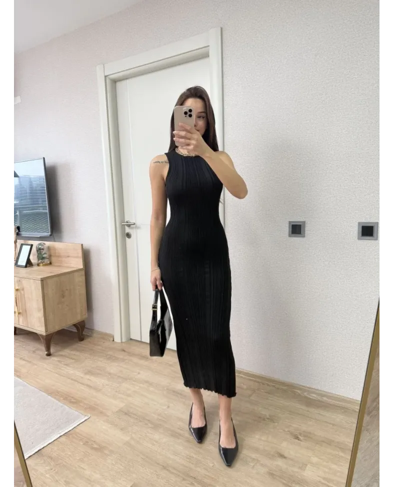 Fitilli Triko Elbise Kolsuz Sırtı Kapalı Maxi Uzun Boy - Siyah