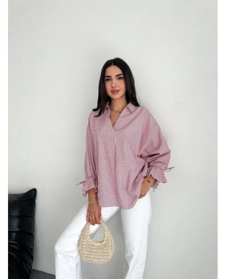 Kadın Arkası Asimetrik Yırtmaç Kesim Detaylı Cizgili Bluz Gömlek - Bordo
